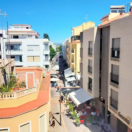 Apartment Moderno En Centro, Cerca De La Playa Y El Castillo Papa Luna *