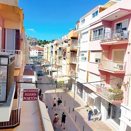 Moderno En Centro, Cerca De La Playa Y El Castillo Papa Luna Appartamento