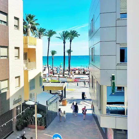 Appartamento Moderno En Centro, Cerca De La Playa Y El Castillo Papa Luna